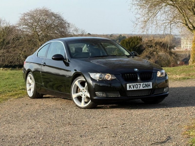 BMW 3 SERIES