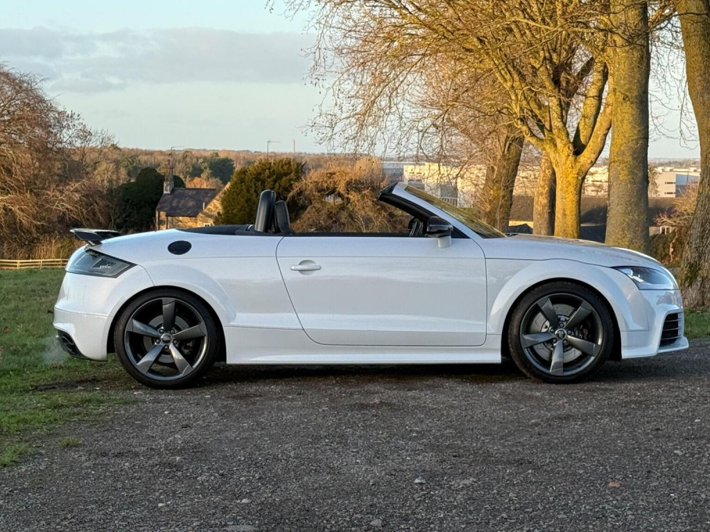 2010 Audi TT RS
